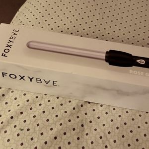 FOXYBAE CURLING WAND